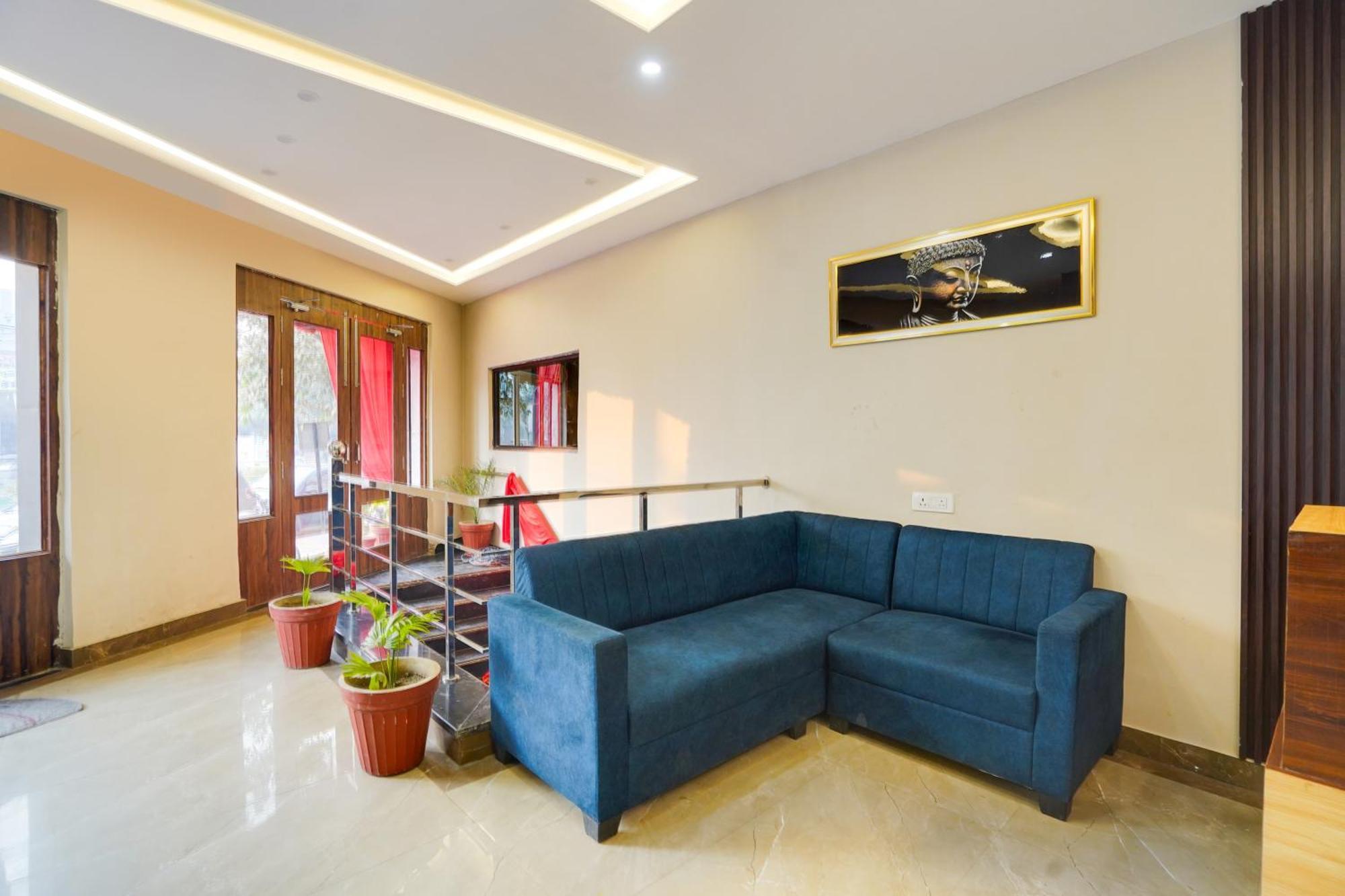 Super Townhouse The Royal Casa 호텔 가지아바드 외부 사진