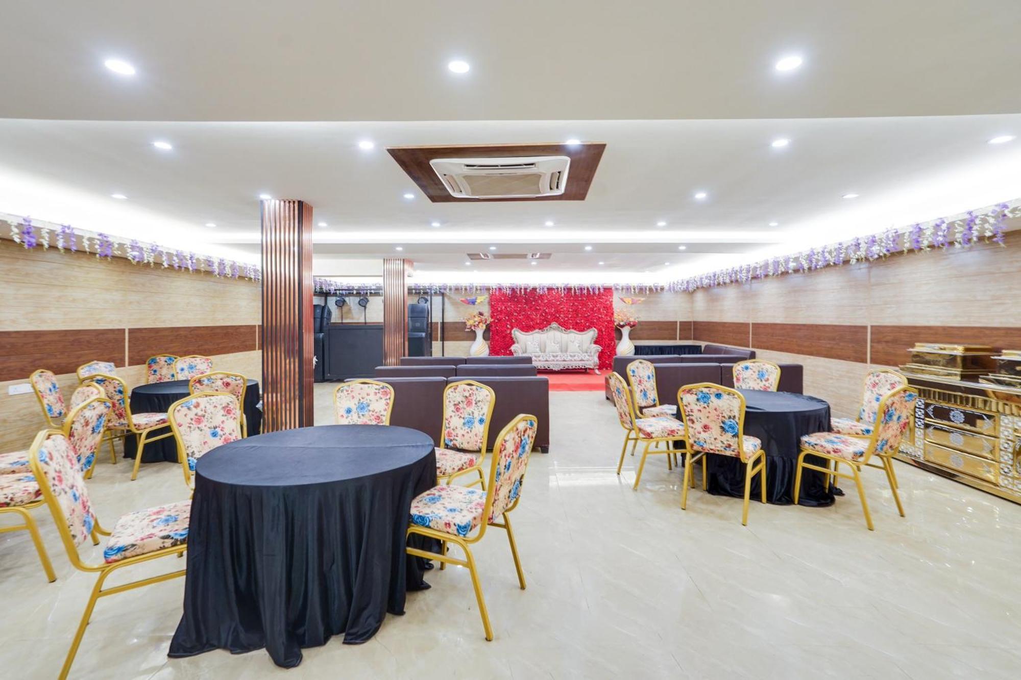 Super Townhouse The Royal Casa 호텔 가지아바드 외부 사진